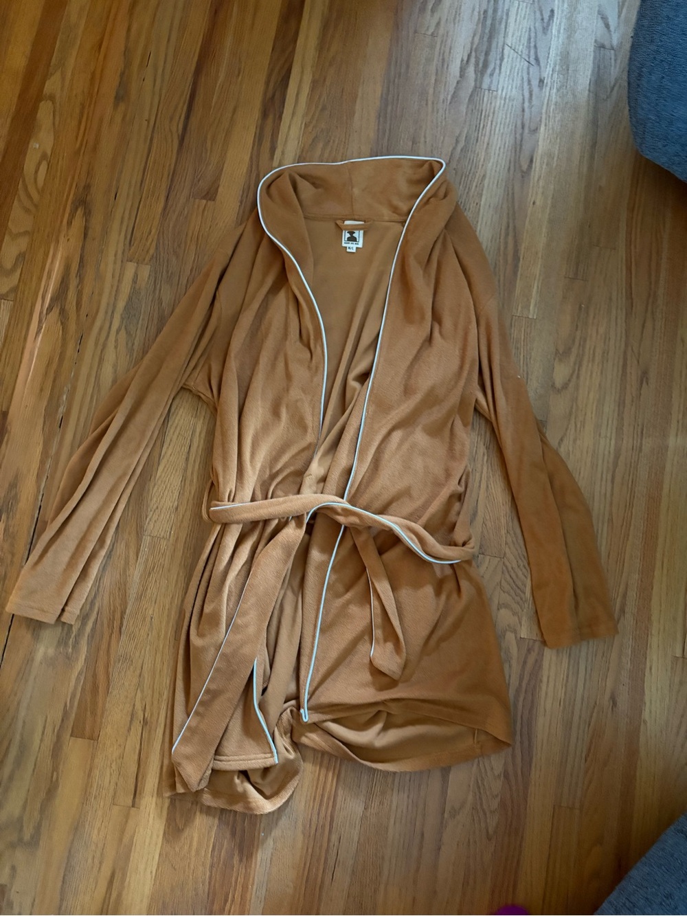 Dandy Del Mar Camel Shawl Robe with White Piping